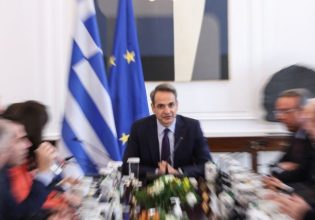 Εισοδηματικές «ανάσες» και φοροελαφρύνσεις 4,2 δισ. ευρώ