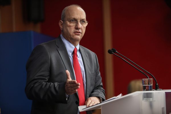 Γιάννης Οικονόμου: Οργανωμένη εκστρατεία δυσφήμισης οι ισχυρισμοί ότι υπάρχει ζήτημα ελευθερίας του Τύπου