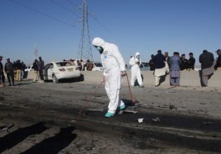 Πακιστάν: Τουλάχιστον 4 νεκροί και 27 τραυματίες στην επίθεση βομβιστή-καμικάζι