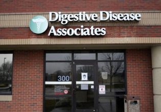 ΗΠΑ: Πυροβολισμοί σε κλινική της Πενσιλβάνια – Αυτοκτόνησε ο ένοπλος που τραυμάτισε δύο ανθρώπους