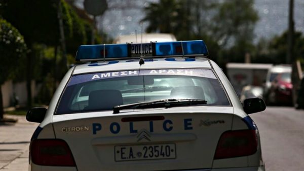 Γλυκά Νερά: Πυροβολισμοί στη Λαυρίου