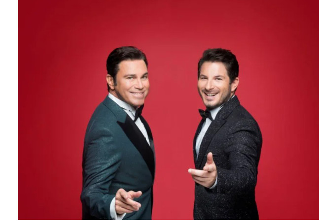 Με Μάριο Φραγκούλη και Γιώργο Περρή η Αθήνα αποχαιρετά το 2022