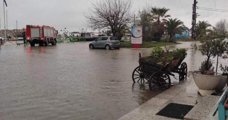 Κακοκαιρία Αριελ: Πάνω από 160 κλήσεις στην Πυροσβεστική