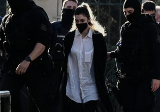 Ρούλα Πισπιρίγκου: Μοίρασε εξώδικα σε 5 ιατροδικαστές