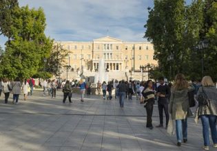 Συμπλοκή ανήλικων κοριτσιών με μαχαίρι στο Σύνταγμα