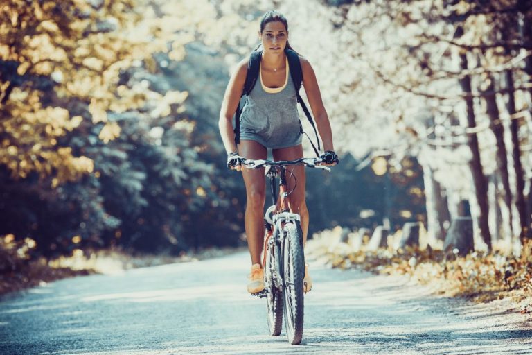 Ποδήλατο: Πείτε «ναι» στην άσκηση και τον χειμώνα – Τι να τσεκάρετε πριν τη βόλτα