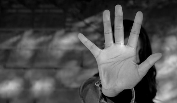 Θεσσαλονίκη: Ποινική δίωξη για βιασμό άσκησε ο εισαγγελέας σε βάρος 17χρονου – Μετά από καταγγελία 18χρονης