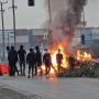 Θεσσαλονίκη: Ρομά στήνουν οδοφράγματα και βάζουν φωτιές