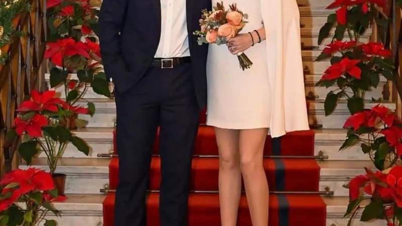 Γάμος έκπληξη για γνωστό ζευγάρι της ελληνικής showbiz - Παντρεύτηκαν κρυφά