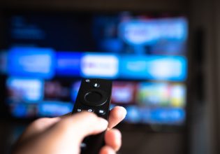 Κι όμως, μπορείτε να μετατρέψετε την τηλεόρασή σας σε Smart TV