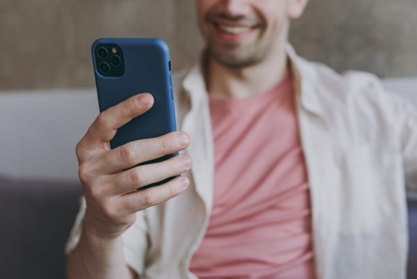 Θήκη κινητού: Οι λόγοι που είναι απαραίτητη – Γιατί της αξίζει μια θέση στο Secret Santa