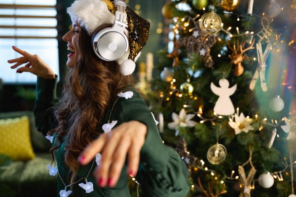 Τα Χριστουγεννιάτικα τραγούδια που θα έπρεπε να ήταν παράνομα