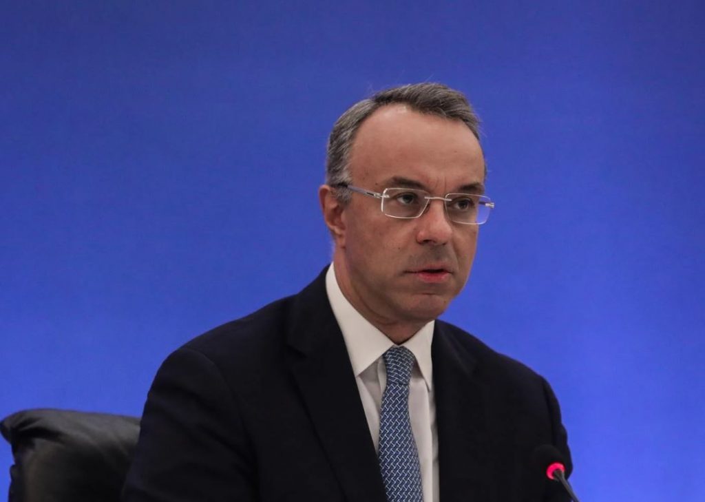 Σταϊκούρας προς τράπεζες: Αυξήστε άμεσα τα επιτόκια καταθέσεων, μειώστε τα επιτόκια δανεισμού