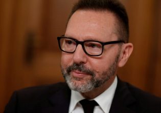 Στουρνάρας: Η επενδυτική βαθμίδα θα φέρει χρήματα στην Ελλάδα