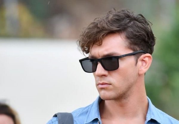 Μιχαήλ Ταμπακάκης: «Δύσκολα θα τα παρατούσα όλα για να τρέξω πίσω από έναν έρωτα»