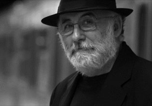 Τρία χρόνια χωρίς τον Θάνο Μικρούτσικο – «Περιπλανήθηκα μαζί σου και μου φτάνει»