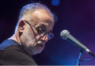 Θάνος Μικρούτσικος: Μεγάλη συναυλία – αφιέρωμα στο Christmas Theater