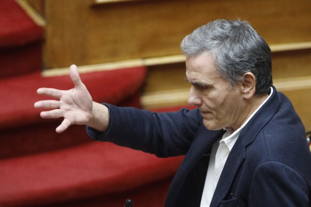 ΣΥΡΙΖΑ: Προαναγγέλλει τροπολογία για επίδομα 600 ευρώ σε γιατρούς και εκπαιδευτικούς