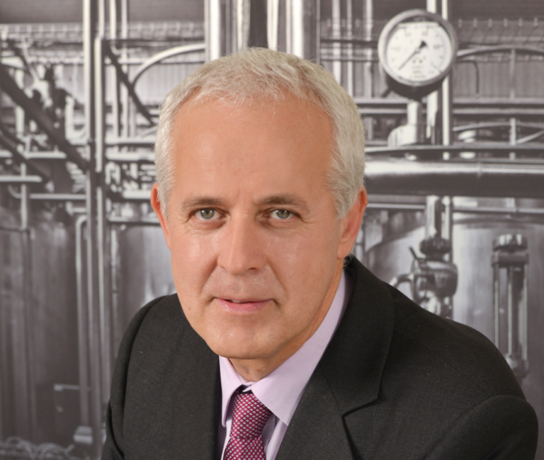 Παναγιώτης Τσινάβος: Ο νέος «βασιλιάς» του ελληνικού γιαουρτιού από τις Σέρρες