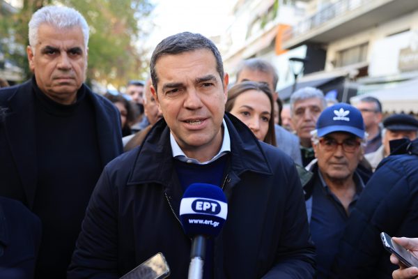 «Πυρά» Τσίπρα κατά του πρωθυπουργού: «Η αισχροκέρδεια είναι γέννημα θρέμμα της πολιτικής Μητσοτάκη»