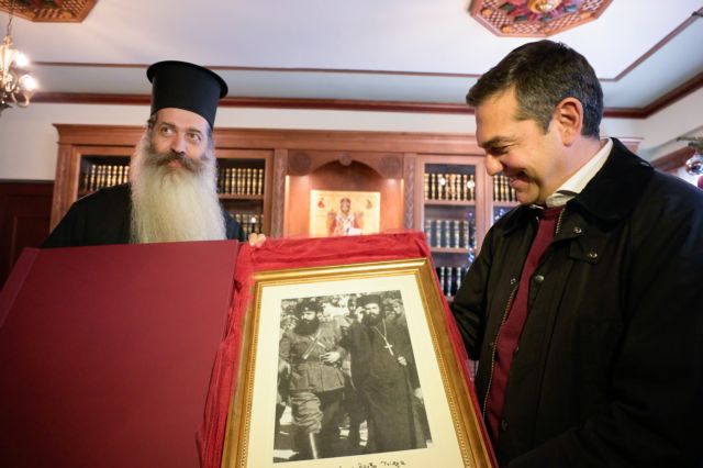 Τσίπρας: Η αποθέωση Γκλέτσου και το δώρο έκπληξη του Μητροπολίτη Συμεών