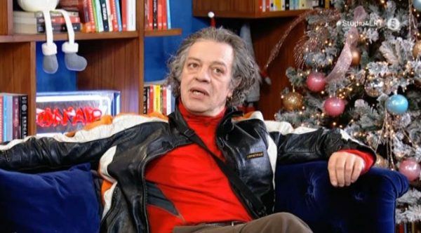 Γιάννης Τσορτέκης: Ο απίστευτος λόγος που φορά μπουφάν στις συνεντεύξεις του