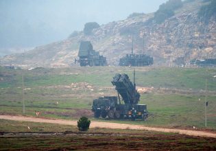Τουρκία: Προχωρά στη μαζική παραγωγή συστημάτων αντιαεροπορικής άμυνας και βαλλιστικών πυραύλων Tayfun