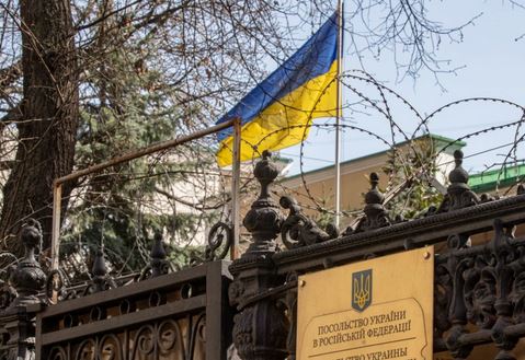 Πόλεμος στην Ουκρανία: Το κοινοβούλιο υιοθετεί αμφιλεγόμενο νόμο για τα ΜΜΕ