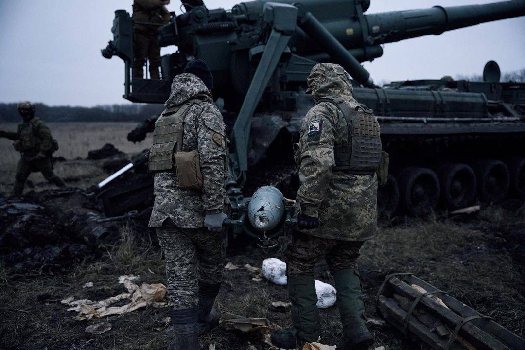 Ουκρανία: Πόλεμος δι' αντιπροσώπου - Πόσα χρήματα και οπλισμό έχει ξοδέψει η Δύση για το Κίεβο