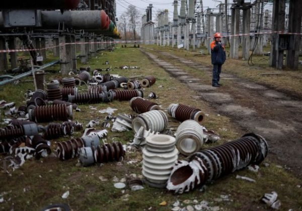 Ουκρανία: «Δύσκολη η κατάσταση» με τις υποδομές ενέργειας – Μέχρι το καλοκαίρι η θεωρητική… αποκατάσταση
