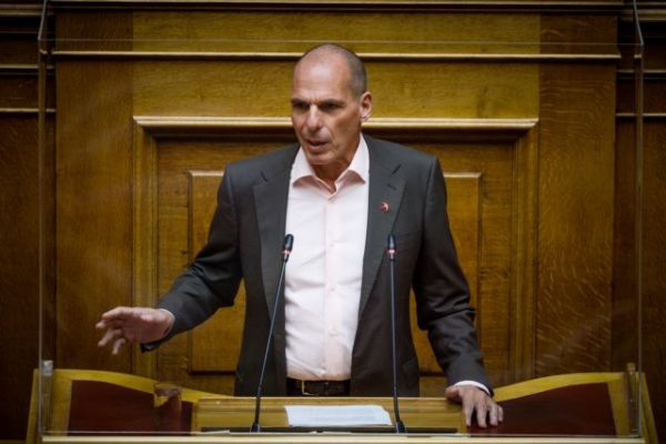 Υποκλοπές – Βαρουφάκης: Ο Μητσοτάκης μιμείται το Νίξον – Τον έριξε η συγκάλυψη του σκανδάλου