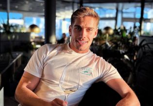 Βασίλης Κούρτης: Ο τενόρος που έθεσε υποψηφιότητα για τη Eurovision – Όσα πρέπει να ξέρουμε για εκείνον