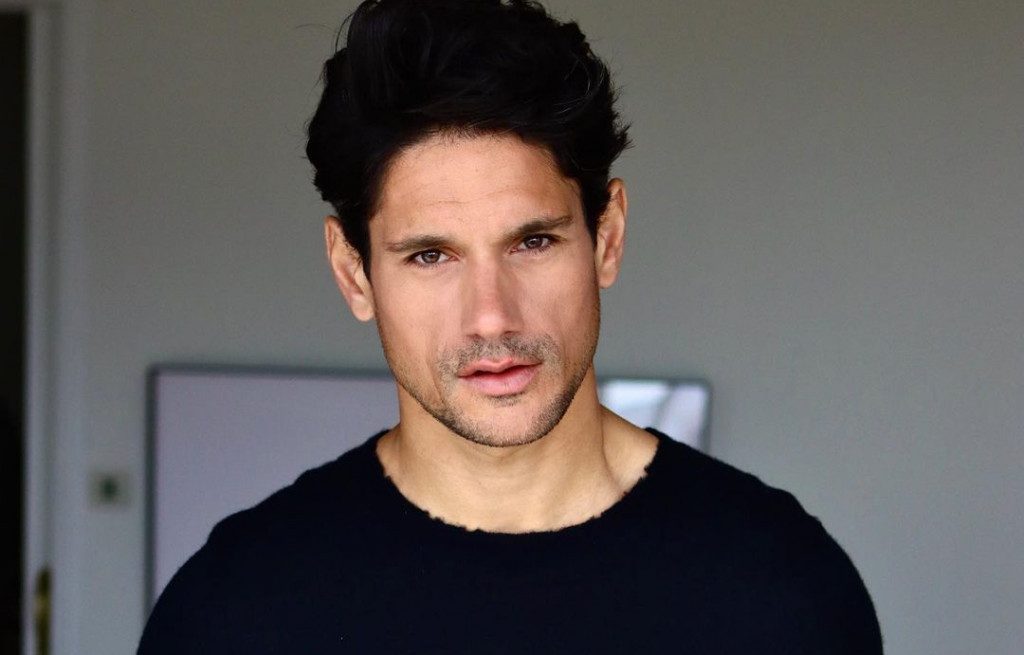 Πάνος Βλάχος: Για τρεις Τρίτες μας περιμένει με ένα ανατρεπτικό πρόγραμμα στον Σταυρό του Νότου Club