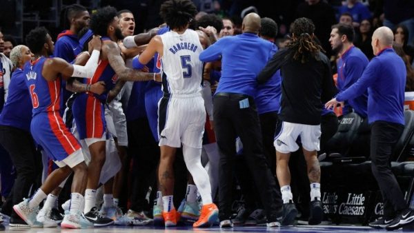 Δεν αστειεύονται στο NBA – Τιμωρήθηκαν 11 παίκτες για το «ξύλο» στο Πίστονς – Μάτζικ