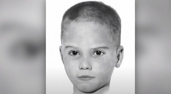 Το «αγόρι στο κουτί» που βρέθηκε νεκρό πριν από 65 χρόνια, τελικά ταυτοποιήθηκε