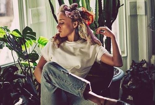 Πώς το διαδίκτυο σκότωσε το It Girl