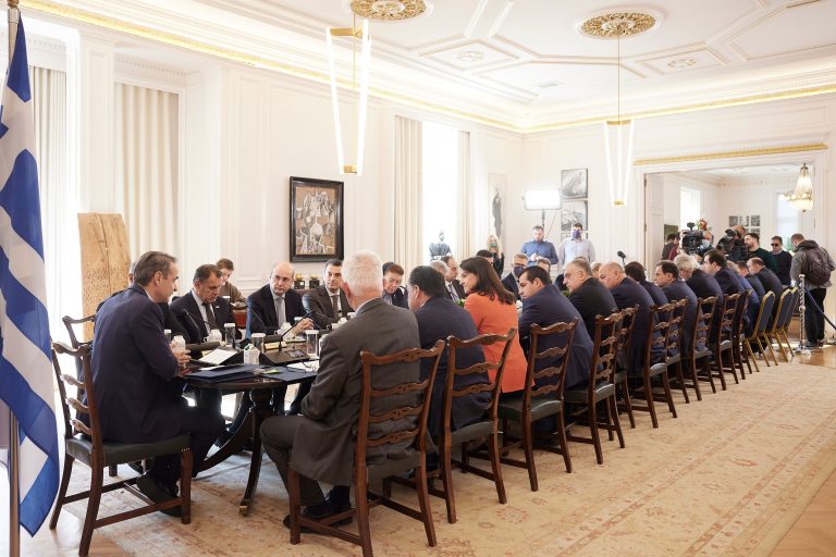 Υπουργικό συμβούλιο: Τα δύο νομοσχέδια που εγκρίθηκαν – Τι άλλο συζητήθηκε