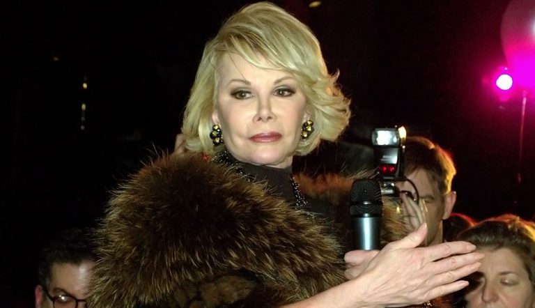 Ο εκπληκτικός αριθμός των πλαστικών επεμβάσεων της Τζόαν Ρίβερς και ο τραγικός θάνατός της