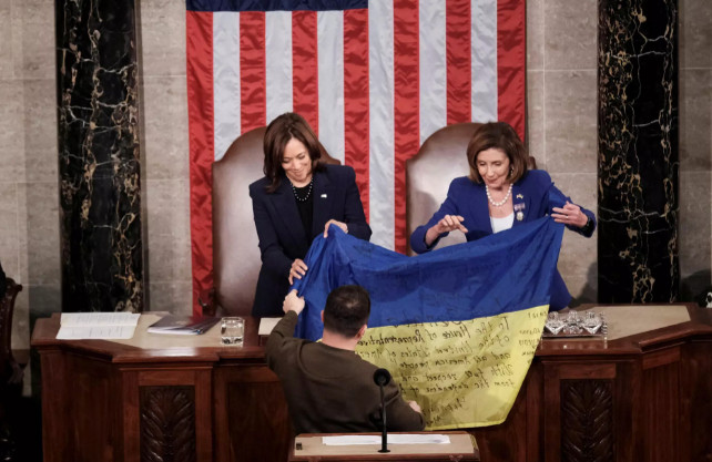 Ζελένσκι στο Κογκρέσο: Η βοήθεια των ΗΠΑ δεν είναι «ελεημοσύνη» αλλά «επένδυση» στη δημοκρατία