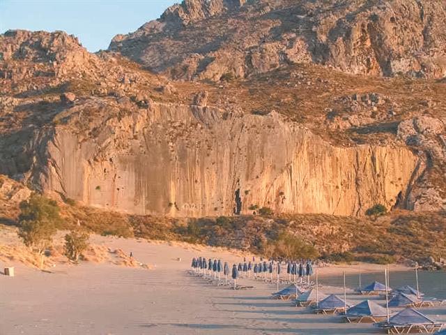 Σχεδιάζουν ξενοδοχείο στο ρήγμα του Παλίγκρεμνου