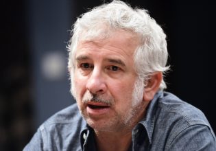 Πέτρος Φιλιππίδης: Αθώος για τον βιασμό κατ’ εξακολούθηση και ένοχος για δύο απόπειρες – Όλη η πρόταση της εισαγγελέως