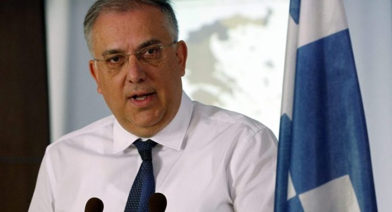 Θεοδωρικάκος: Αστυνομικοί του ΠΡΟ-ΠΟ «εισέβαλαν» για να αρπάξουν το «φάκελο» για την υπόθεση του γιου του