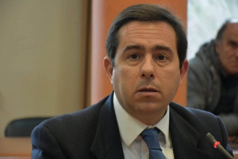 Καταγγελίες Μηταράκη: «Έλληνας και όχι Τούρκος πίσω από το δήθεν νεκρό παιδί στον Έβρο»