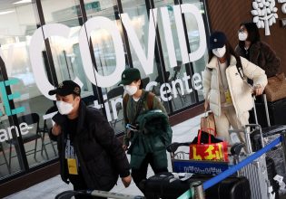 Κοροναϊός: «Κανένα νέο στέλεχος» δεν έχει ανιχνευτεί στην Κίνα