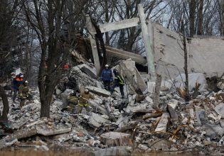 Πόλεμος στην Ουκρανία: Τι συμβαίνει με τα κινητά των Ρώσων;