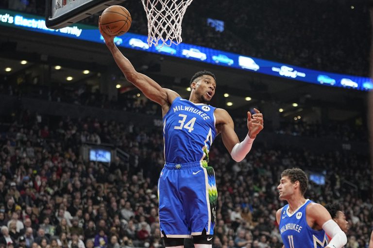 Γιάννης Αντετοκούνμπο: Η λεπτομέρεια που ελάχιστοι παρατήρησαν στην πανηγυρική ανάρτησή του