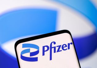 Κοροναϊός: Σάλος με δήθεν παραδοχή της Pfizer για «ιούς Φρανκεστάιν»