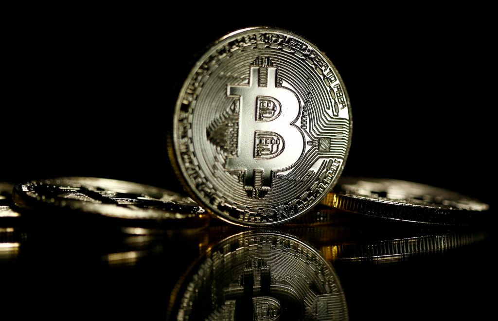 Ψηφιακά πορτοφόλια: Οι επενδυτές καταχωνιάζουν τα bitcoin κάτω από το στρώμα