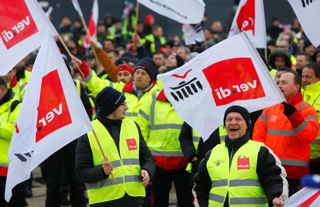 Γερμανία: Απεργία των εργαζομένων εδάφους στο αεροδρόμιο του Βερολίνου – Ακυρώθηκαν όλες οι πτήσεις