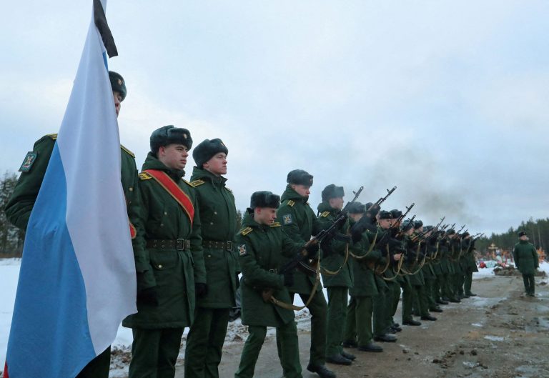 Wagner: Με ειρωνείες απάντησε στις νέες κυρώσεις των ΗΠΑ